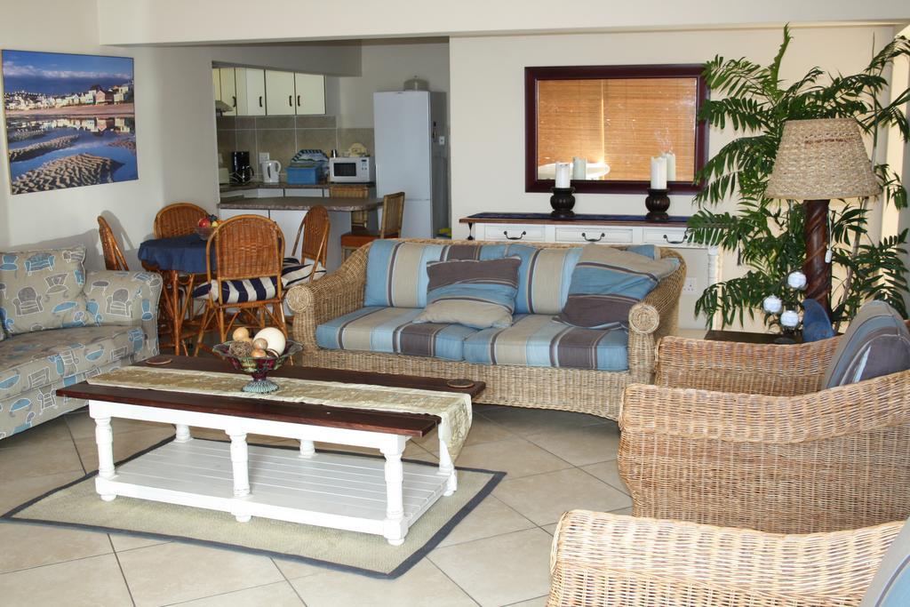 Beachcastle Stilbaai Bagian luar foto